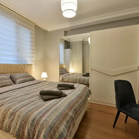 Downown Luxury Apartment *
